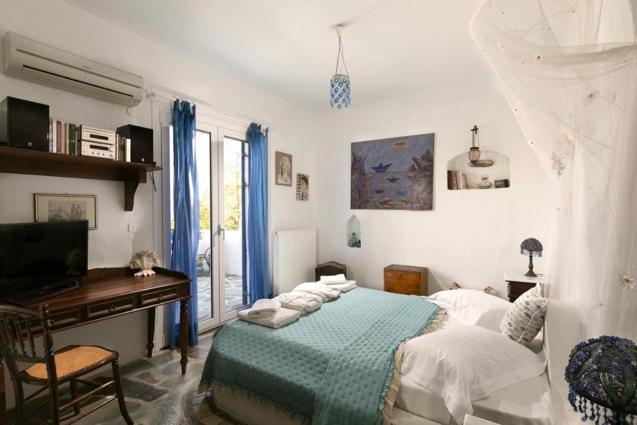 Nefeli House *