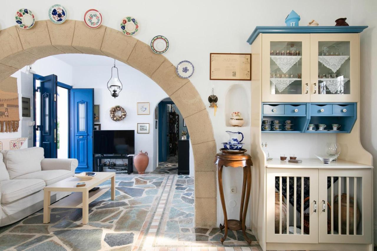 Nefeli House Villa *